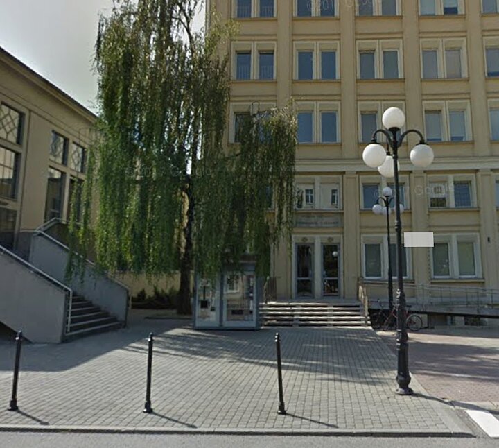  Lokalizacja głównego wejścia do budynku A3 do SD AGH.